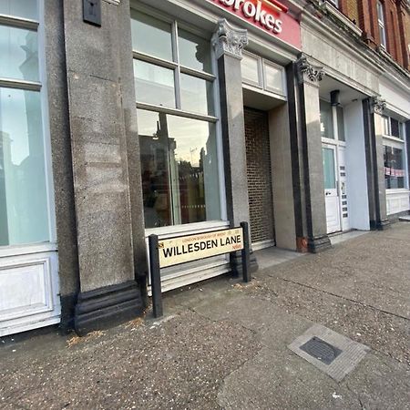 30 Willesden Lane Londres Exterior foto